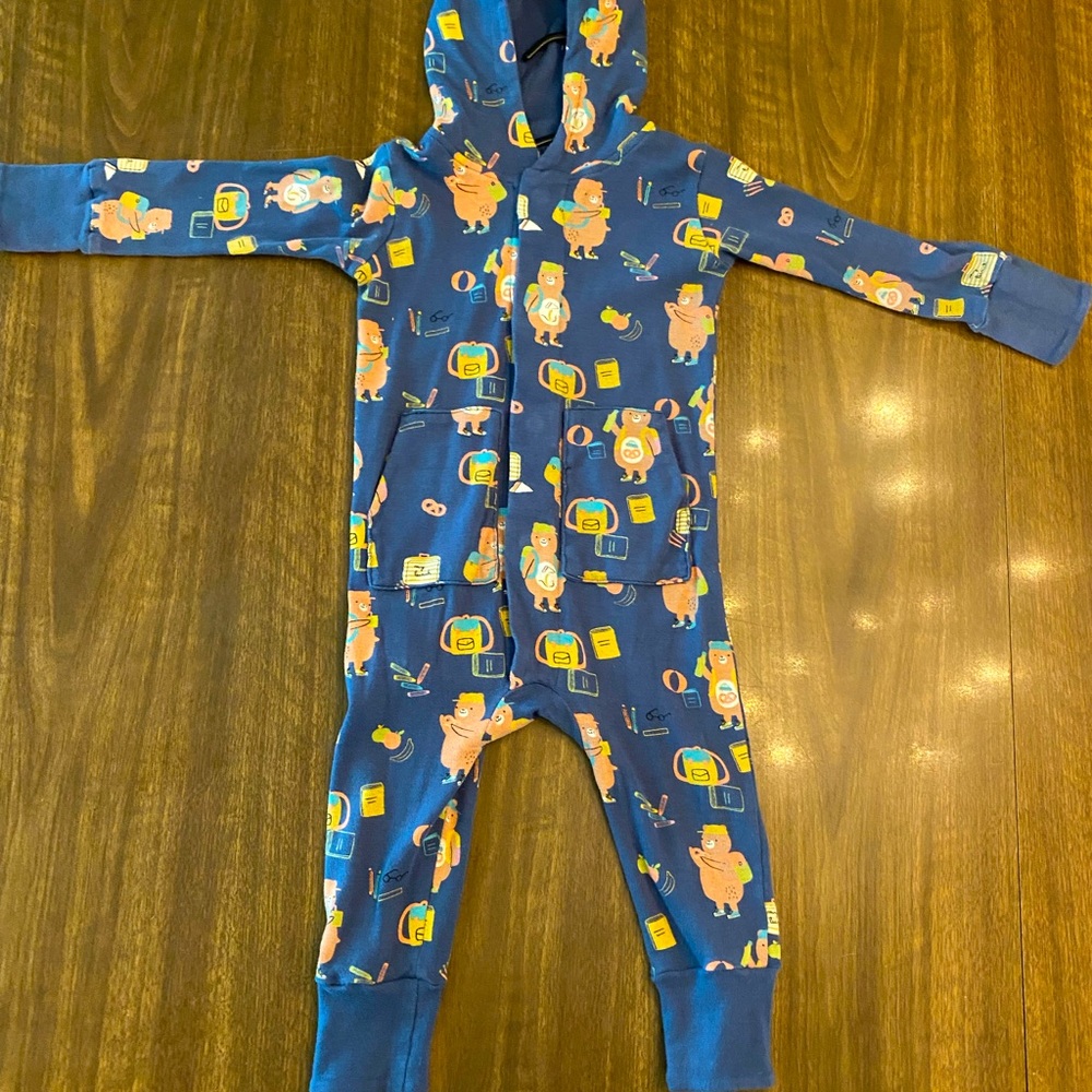 Bundle of three Magnetic Me pajamas. Size 12-18 months, 22-27lbs